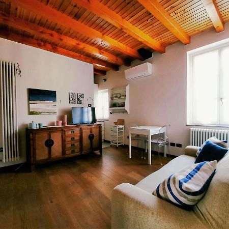 Antica Corte, Bilocale Nel Centro Storico Di Como Apartment ภายนอก รูปภาพ