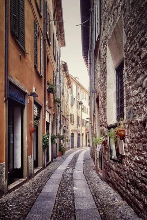 Antica Corte, Bilocale Nel Centro Storico Di Como Apartment ภายนอก รูปภาพ